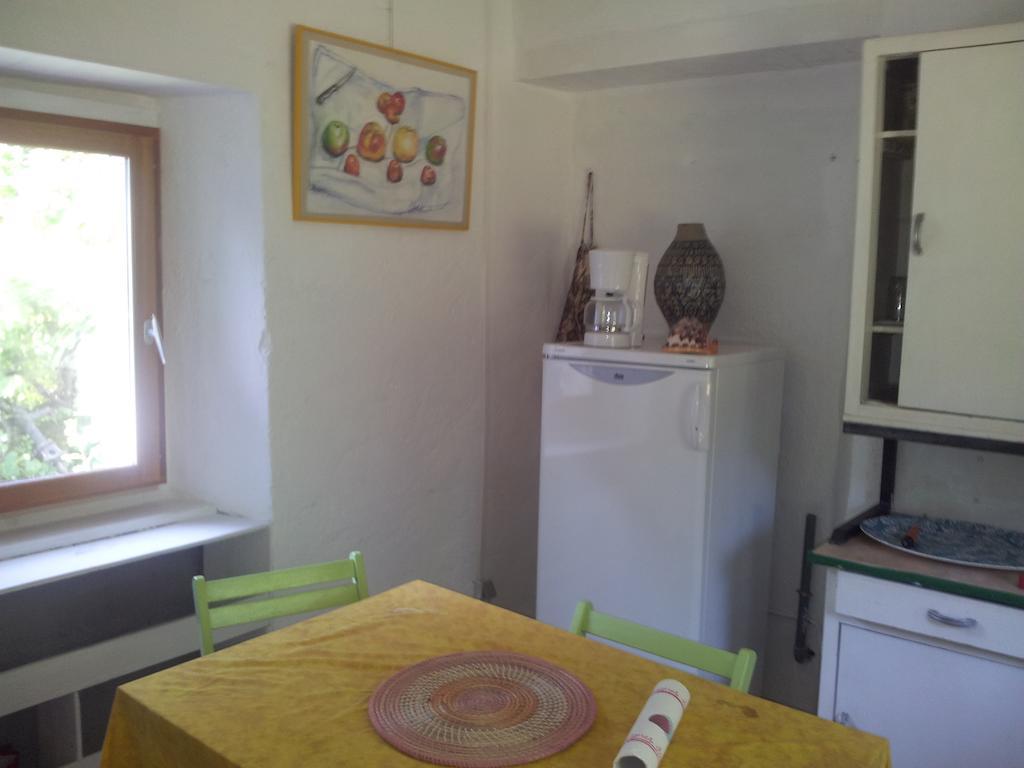 La Pyrene Maison De Vacances Ore  Zimmer foto